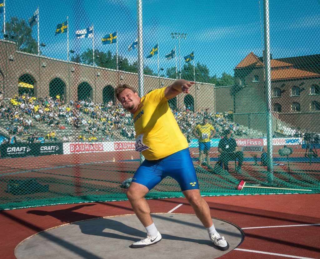 Daniel Ståhl kastar diskus