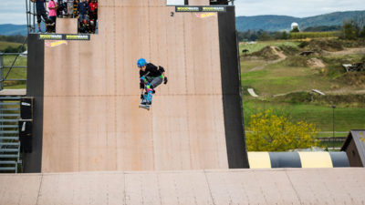 Gui Khury åker skateboard