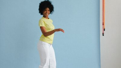 En kvinna som dansar